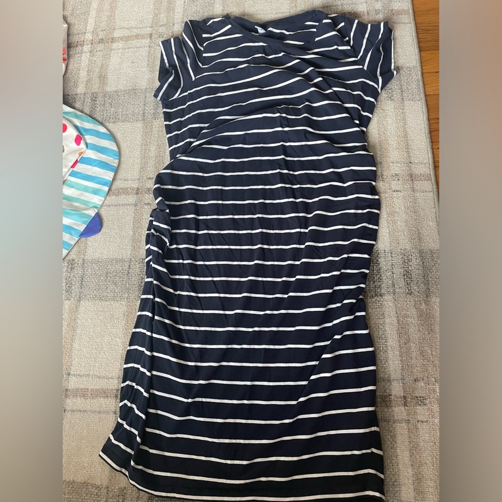 Old navy maternity dress
